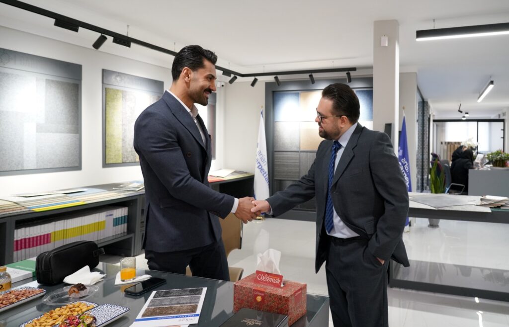 4a68bbe9-b1a2-4b52-a34c-85d4753e9abe