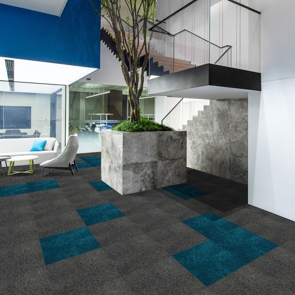 موکت آنتی استاتیک: هر آنچه باید درباره موکت ضد الکتریسیته ساکن بدانید! 1 موکت تایلAtlantic ووگ کارپت