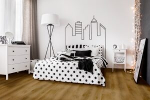 چگونه هزینههای نگهداری ویلا یا آپارتمان در کیش را کاهش دهیم؟ 1 پارکت ضدآب Neoparket