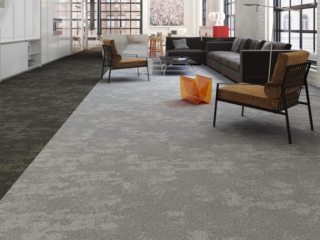 مزایای استفاده از موکت‌های تایلی در دفاتر کار